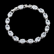 Picture of Wholesale Platinum Plated Small Tennis Bracelet with Speedy Delivery