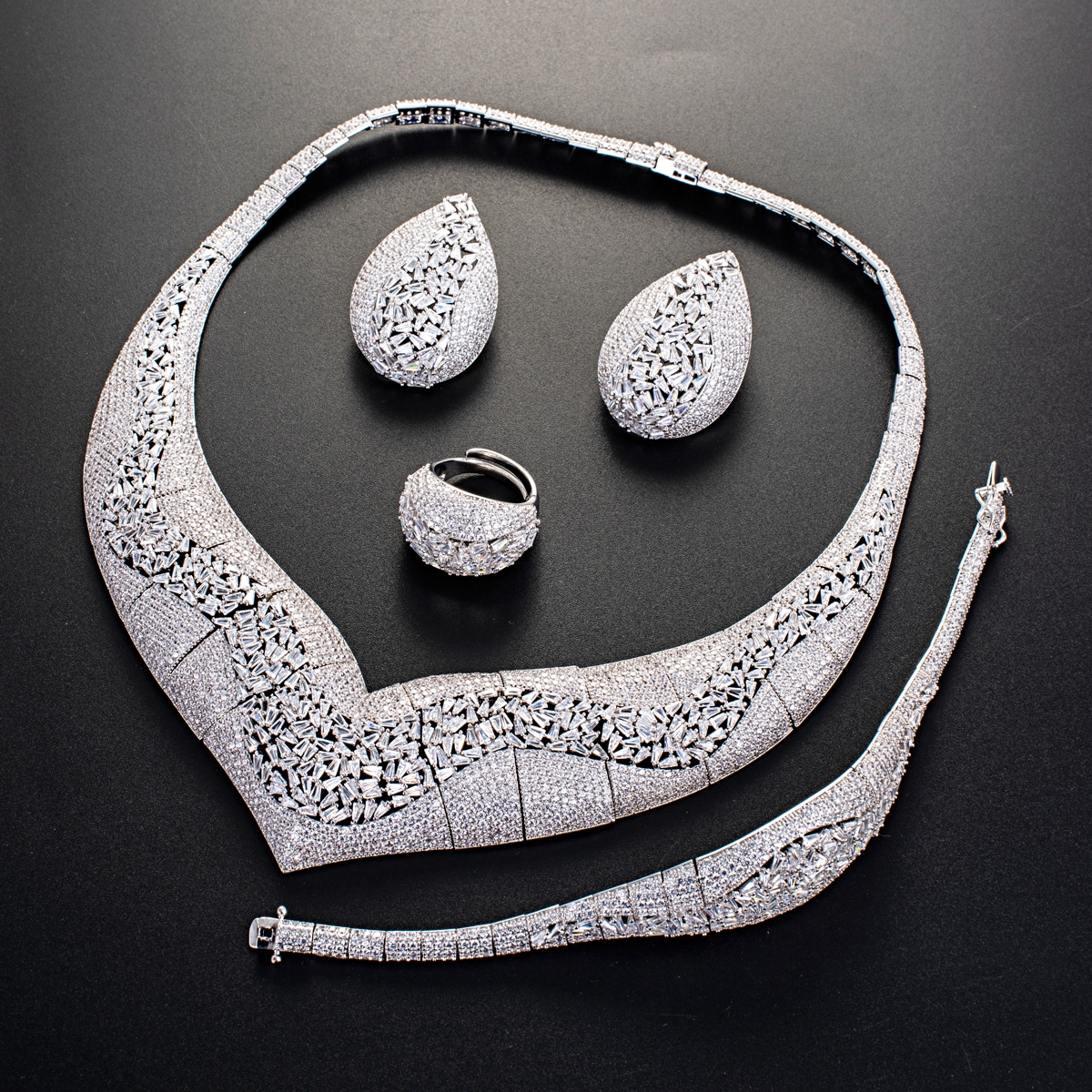 Impressive White Copper or Brass 4 Piece Jewelry Set with Low MOQ