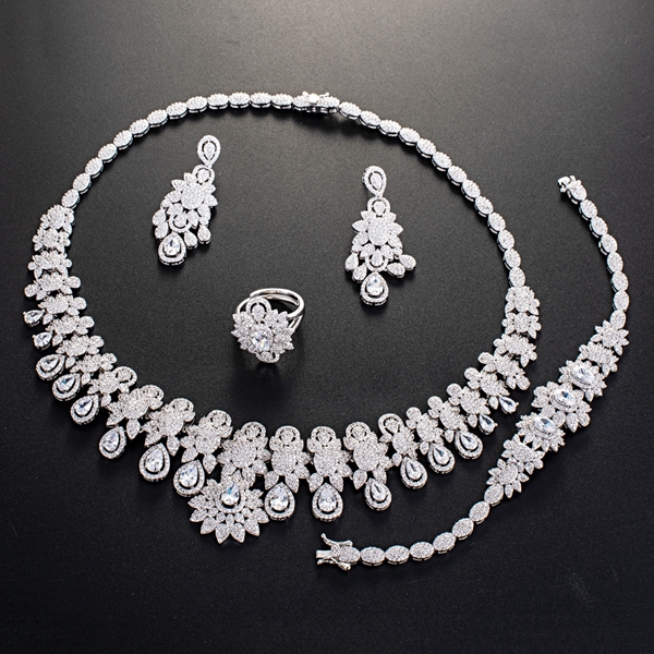 Hypoallergenic Platinum Plated Big 4 Piece Jewelry Set with Easy Return