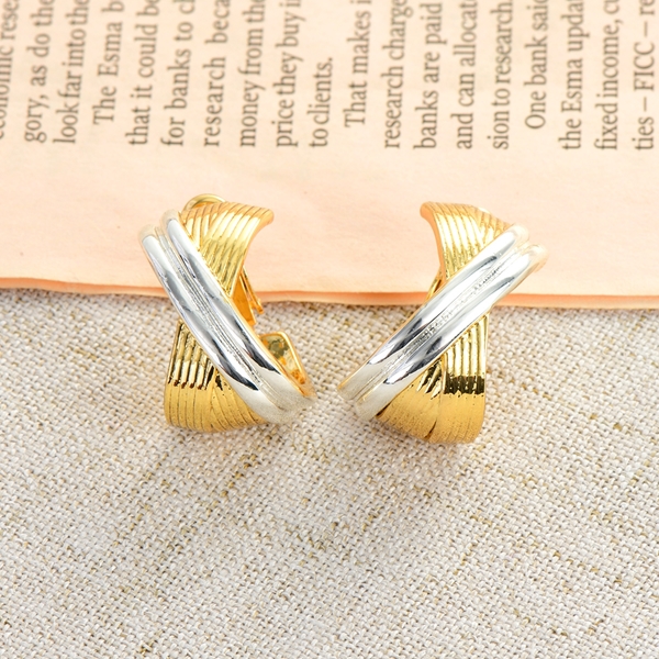 Picture of Recommended Multi-tone Plated Fashion Stud Earrings from Top Designer