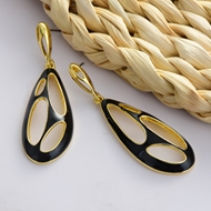 Picture of Hypoallergenic Gold Plated Enamel Dangle Earrings with Easy Return