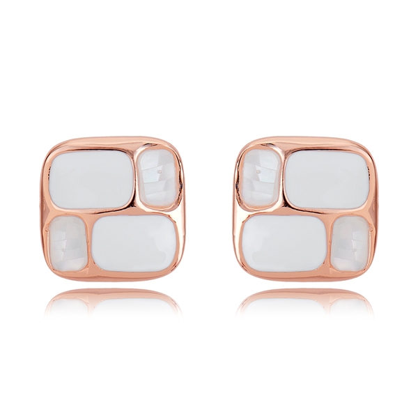 Picture of Delicate Shell Classic Stud Earrings