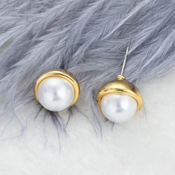 Picture of New Artificial Pearl Classic Stud Earrings