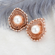 Picture of Classic Artificial Pearl Stud Earrings with Fast Delivery