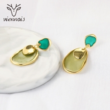 Show details for New Season Green Zinc Alloy Dangle Earrings with SGS/ISO Certification