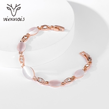 Show details for Recommended White Classic Fashion Bracelet from Top Designer