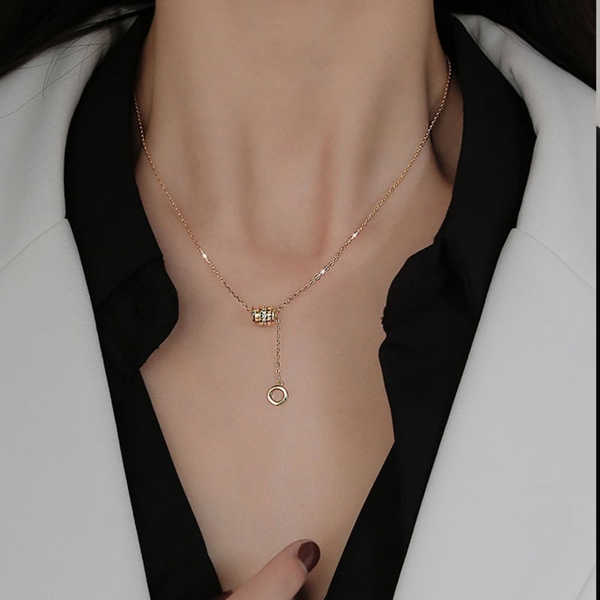 Rose Gold Plated Small Pendant Necklace 