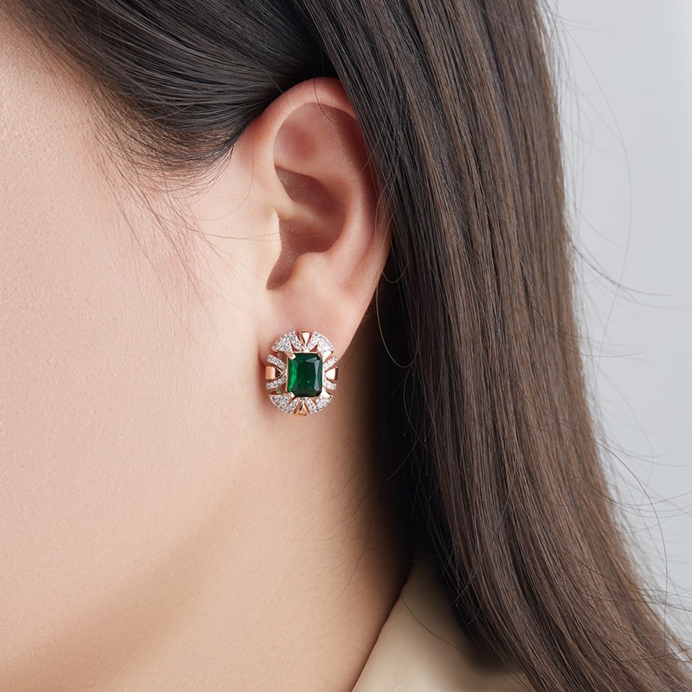 Fashionable Small Green Stud Earrings