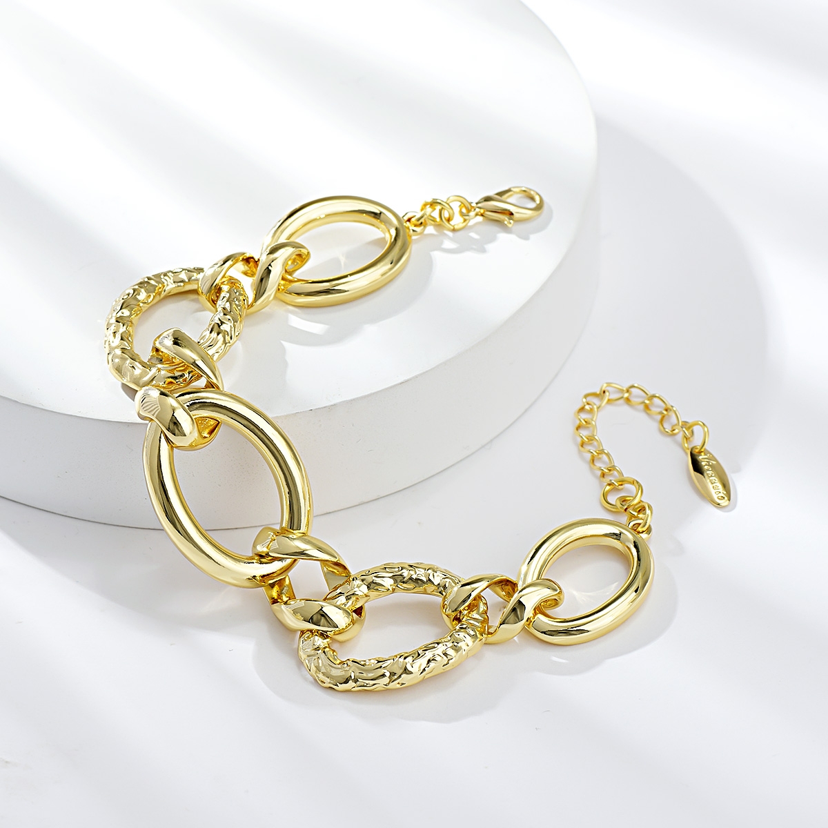 Origninal Medium Zinc Alloy Fashion Bracelet