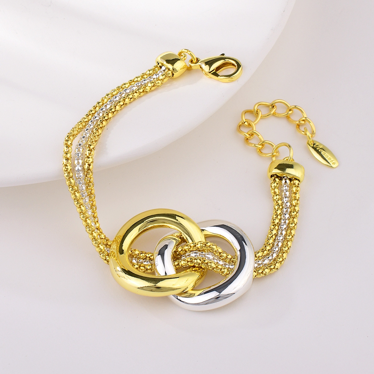 Amazing Medium Dubai Fashion Bracelet