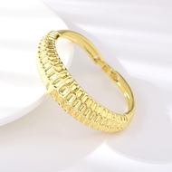 Picture of Recommended Gold Plated Zinc Alloy Fashion Bangle from Top Designer