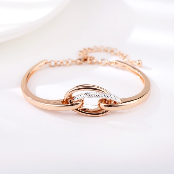 Picture of Zinc Alloy Gold Plated Fashion Bracelet Shopping