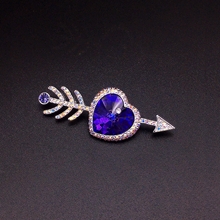 Show details for Low Cost Platinum Plated Zinc Alloy Brooche in Flattering Style
