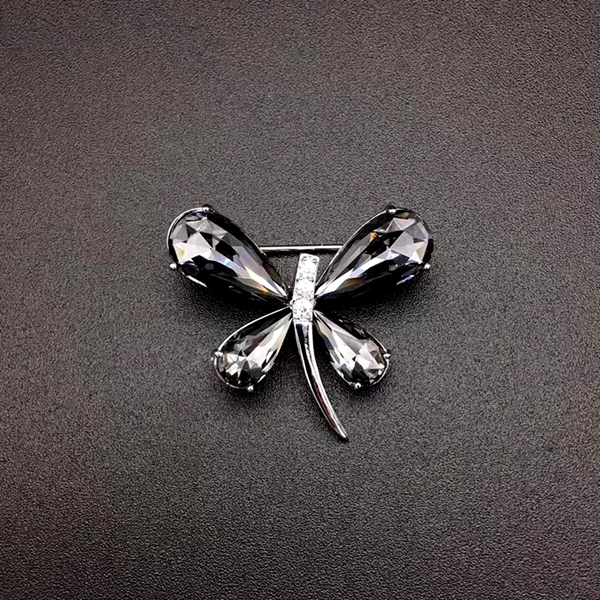 Picture of Zinc Alloy Small Brooche in Flattering Style