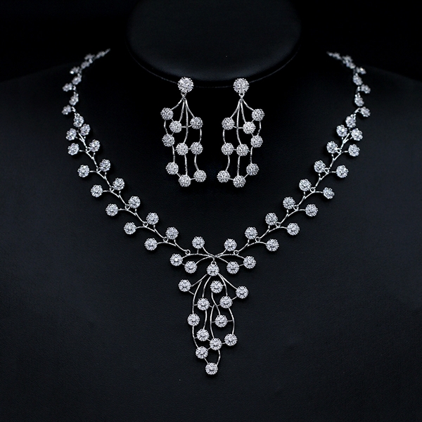 Picture of Eye-Catching White Cubic Zirconia 2 Piece Jewelry Set with Member Discount