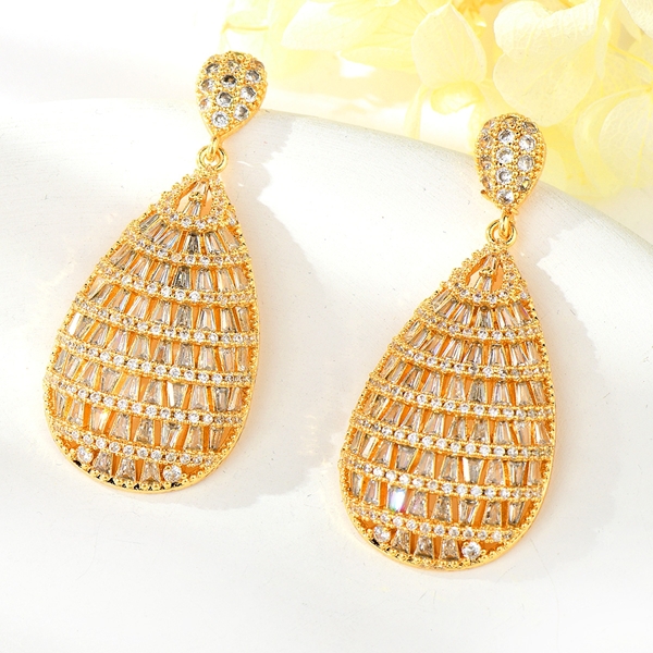 Picture of Best Cubic Zirconia White Dangle Earrings