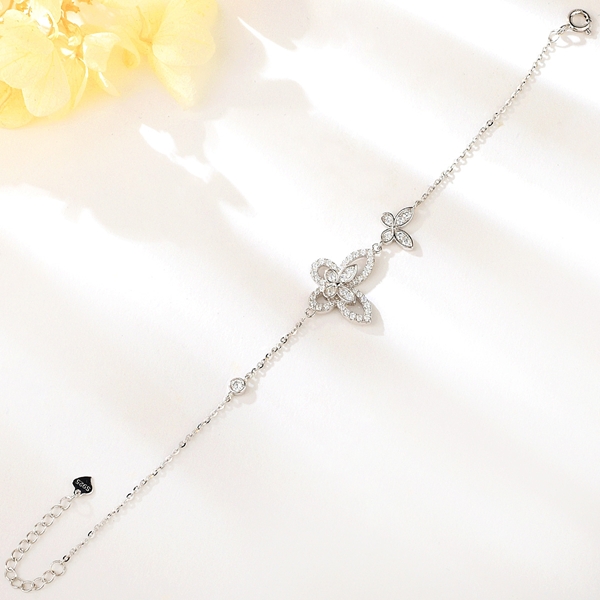 Picture of Buy Platinum Plated Cubic Zirconia Fashion Bracelet with Full Guarantee