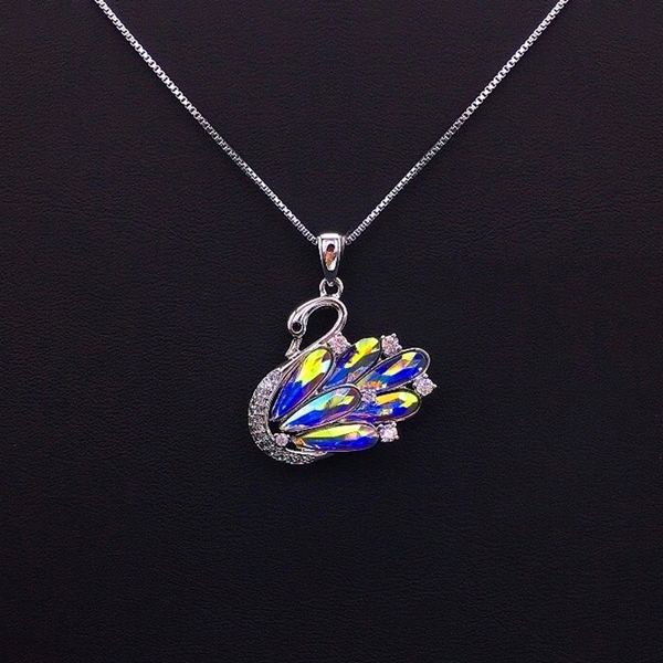 Picture of Sparkly swan Colorful Pendant Necklace