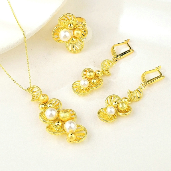 Picture of Sparkling Party Gold Plated 3 Piece Jewelry Set