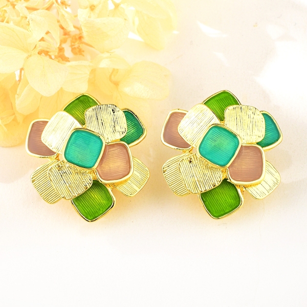 Picture of Distinctive Green Gold Plated Dangle Earrings with Low MOQ